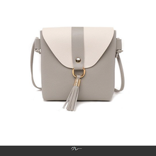画像をギャラリービューアに読み込む, ショルダーバッグ レディース 斜め掛け 軽い おしゃれ サブバッグ 小さめ 小物入れ 軽量 薄い かわいい スマホポーチ 小さい 流行り