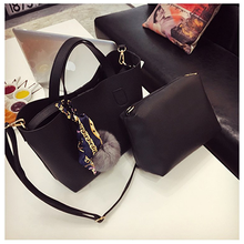 画像をギャラリービューアに読み込む, トートバッグ レディース　通勤 通学 大きめ　a4　大容量　防水　レザー　軽量　 軽い　おしゃれ　肩掛け　黒　仕切り　かわいい
